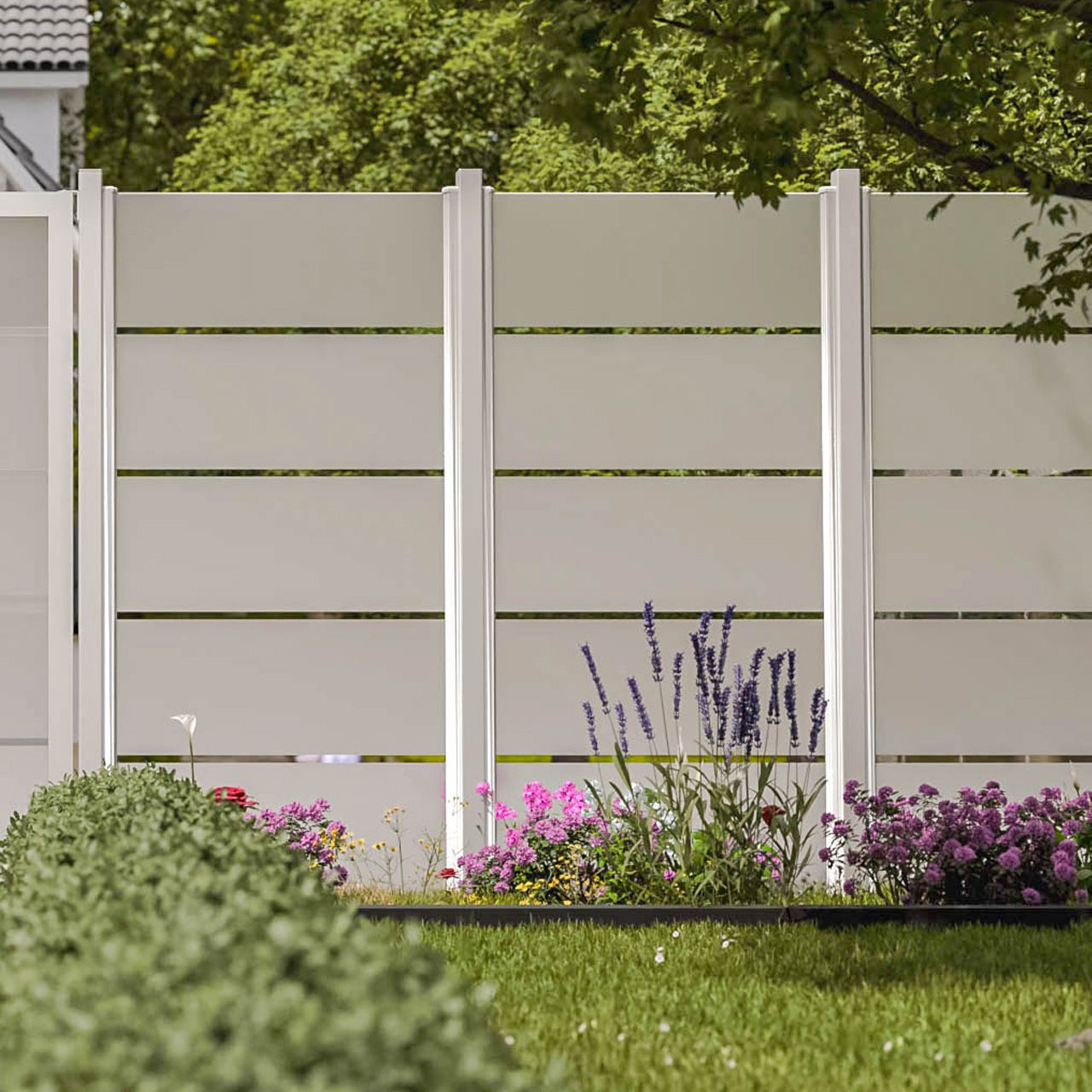 A3366_Glas_Sichtschutzzaun_Ambiente_Blockstreifen_9_1280x1280.jpg