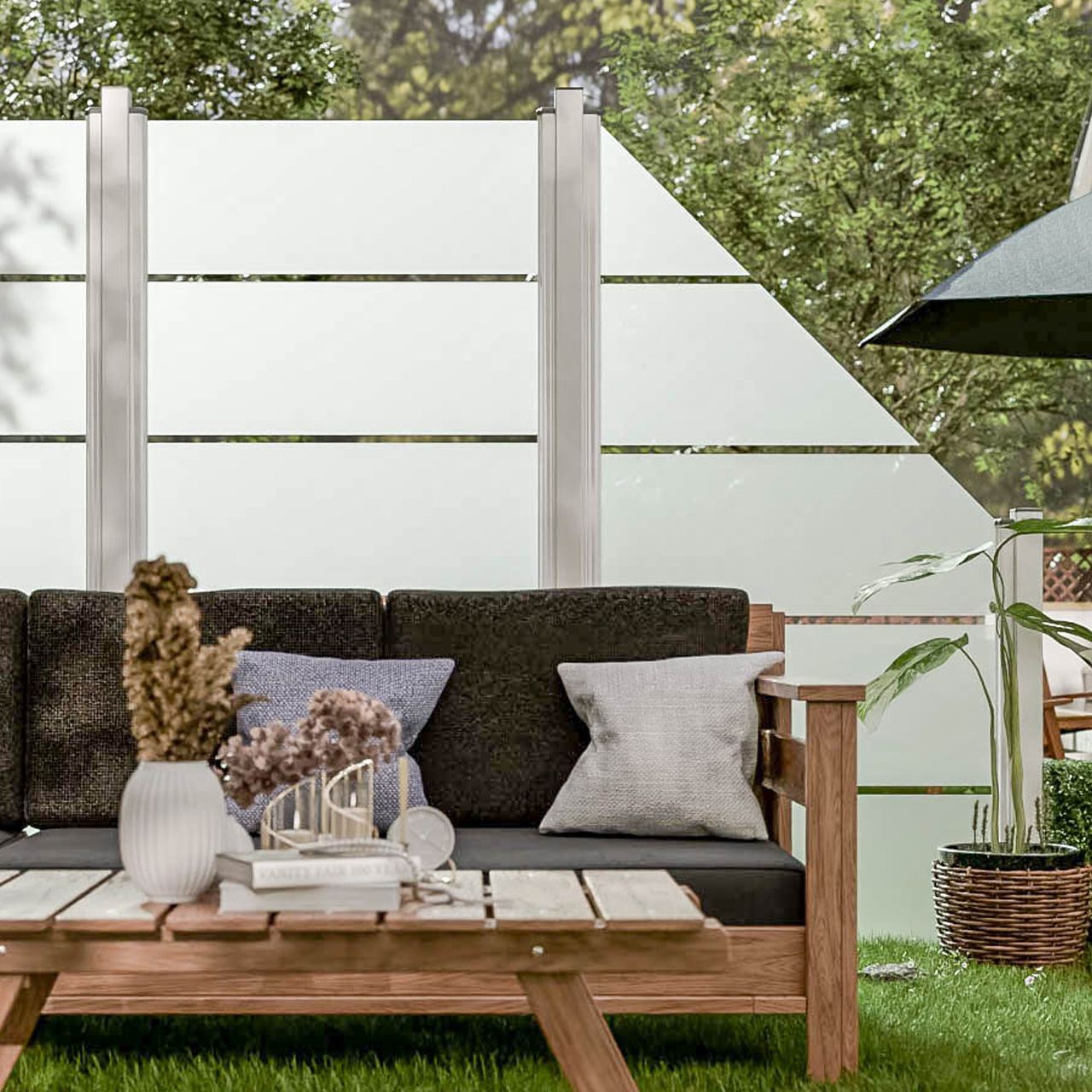 A3366_Glas_Sichtschutzzaun_Ambiente_Blockstreifen_4_1280x1280.jpg