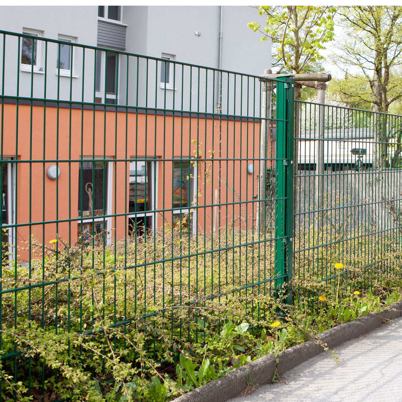 A13784_Kompletpaket_Doppelstabmattenzaun_8-6-8_140cm_gruen_2_1280x1280.jpg
